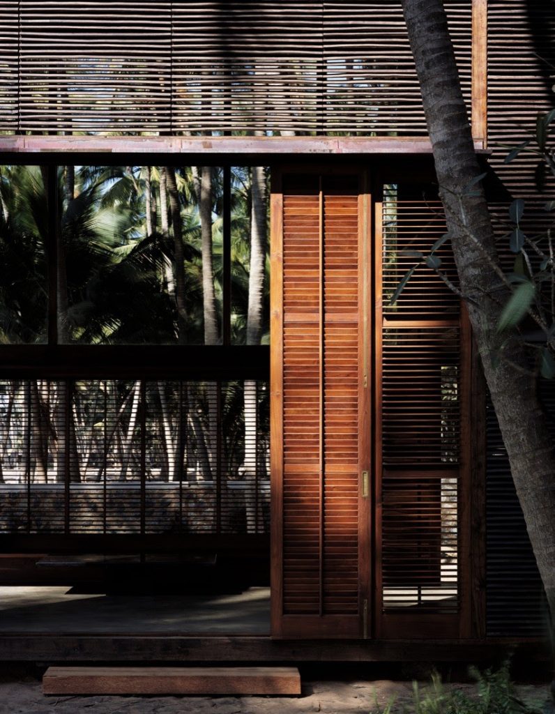 Photo by Hélène Binet